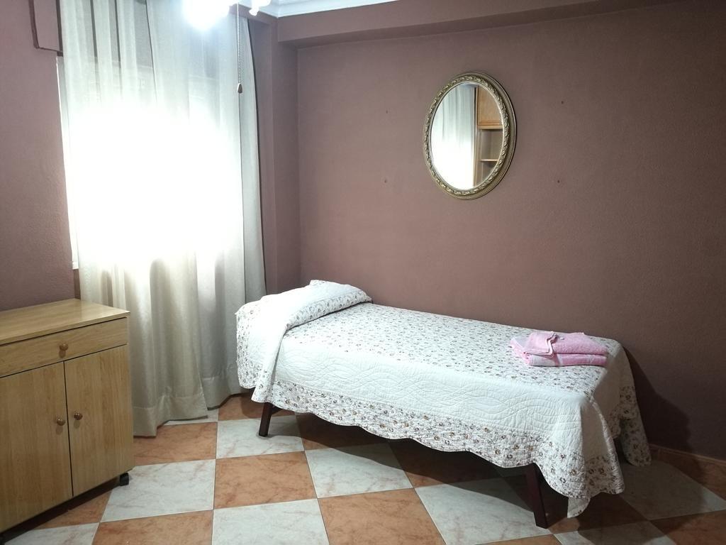 דירות סביליה Sleepin Triana מראה חיצוני תמונה